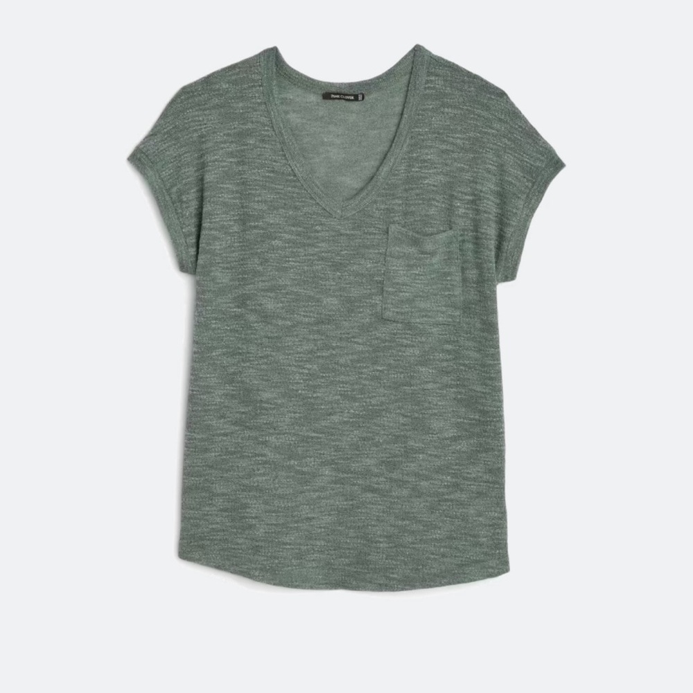 Pink Clover//Calianna V-neck knit Tshirt